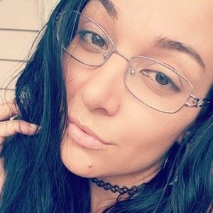 Meet your Posher, Walquidia